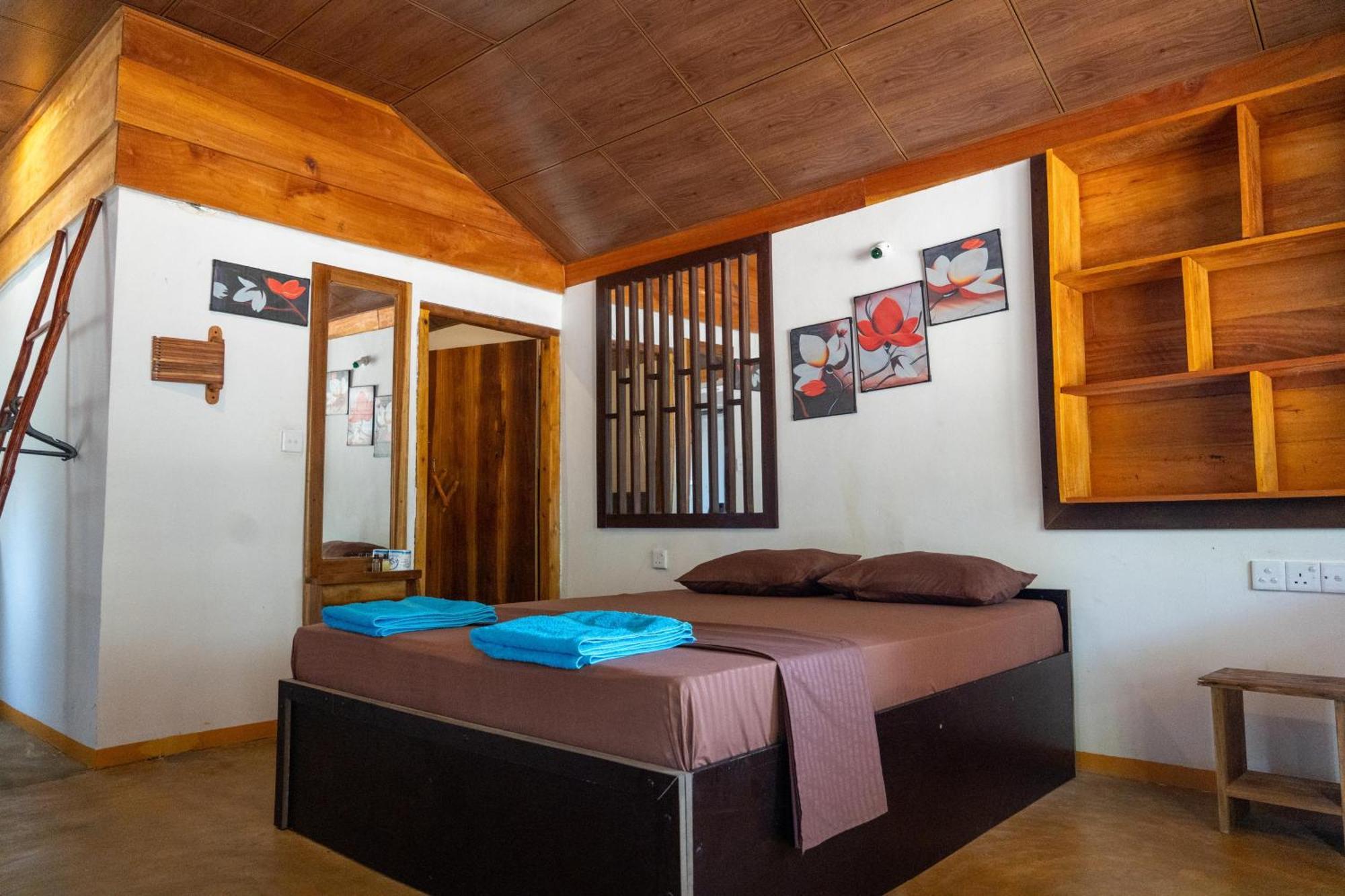 Sand Dune Beach Resort & Surf Camp Arugam Kudah Eksteriør bilde